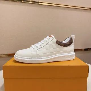 Louis Vuitton Zapatos Lifestyle Blancos y Marrones Cuero Superior Panel Cuadriculado Acolchado