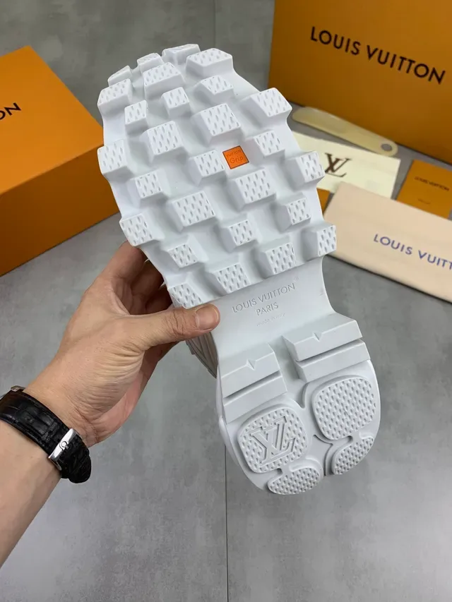 Louis Vuitton White Monochromatic Sculpted Wave Overlays Lifestyle Sneakers 2