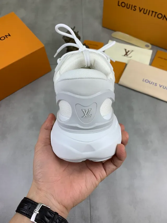 Louis Vuitton White Monochromatic Sculpted Wave Overlays Lifestyle Sneakers 3