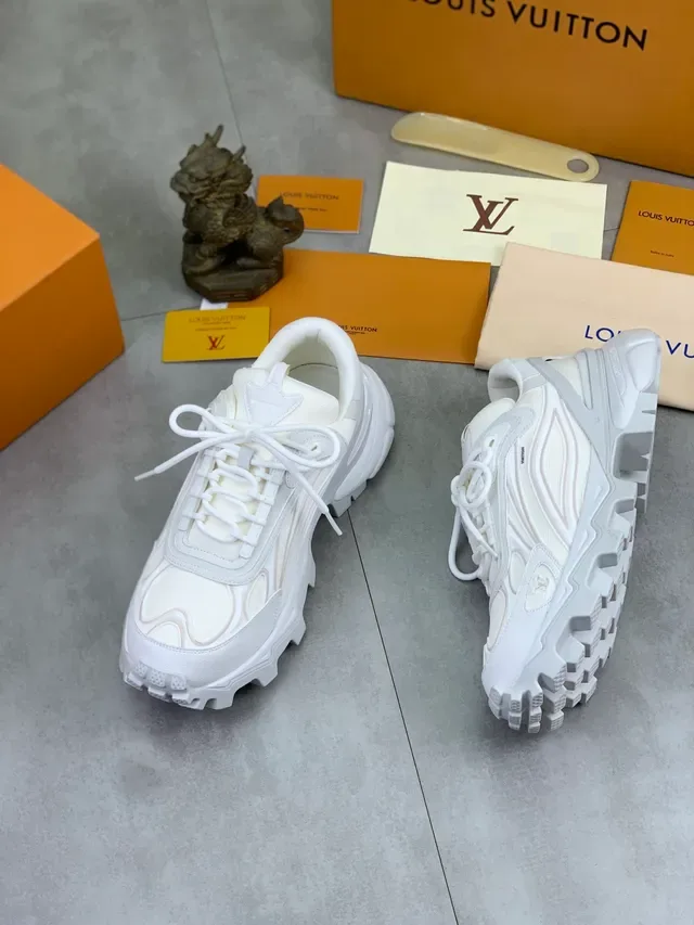 Louis Vuitton White Monochromatic Sculpted Wave Overlays Lifestyle Sneakers 4