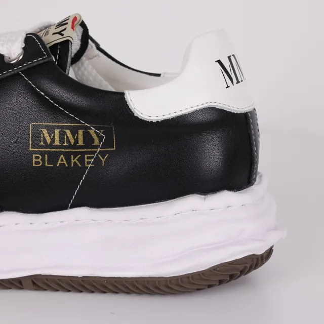 MMY Blakey أحذية رياضية أنيقة سوداء وبيضاء 4