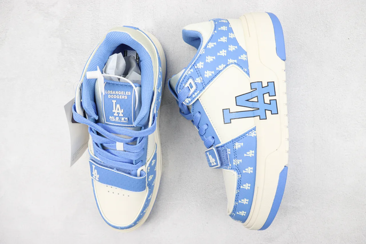 Mitchell & Ness Dodgers LA Logo Platform Lifestyle Sneakers 3