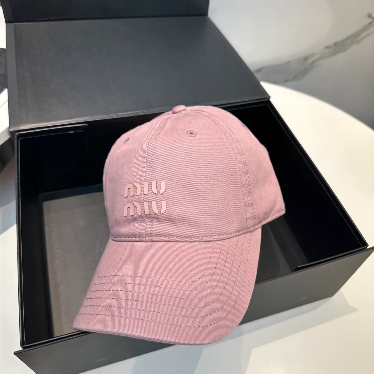 Miu Miu Boné de beisebol rosa tonal com logo bordado coroa estruturada 5