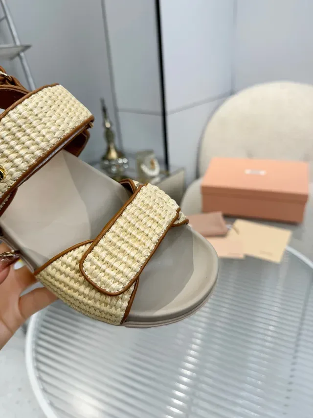 Miu Miu Wander Beige Noir brides tressées style rafia design double bride sandales casuales 3