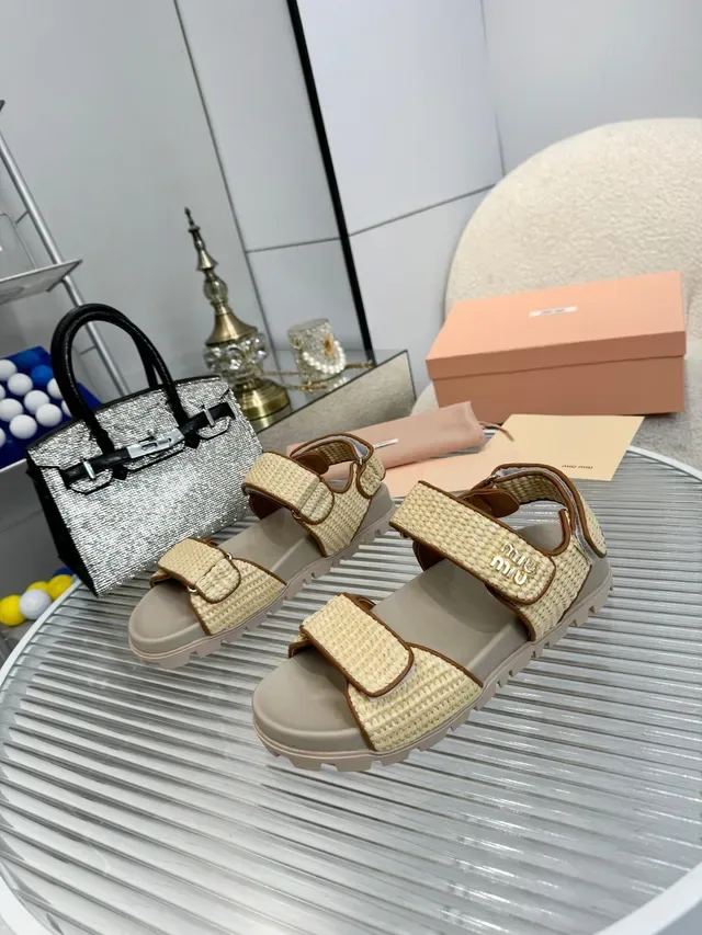 Miu Miu Wander Beige Noir brides tressées style rafia design double bride sandales casuales 4