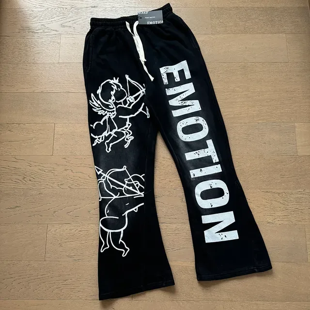Mixed Emotion Graphic Print Black T-Shirt 3