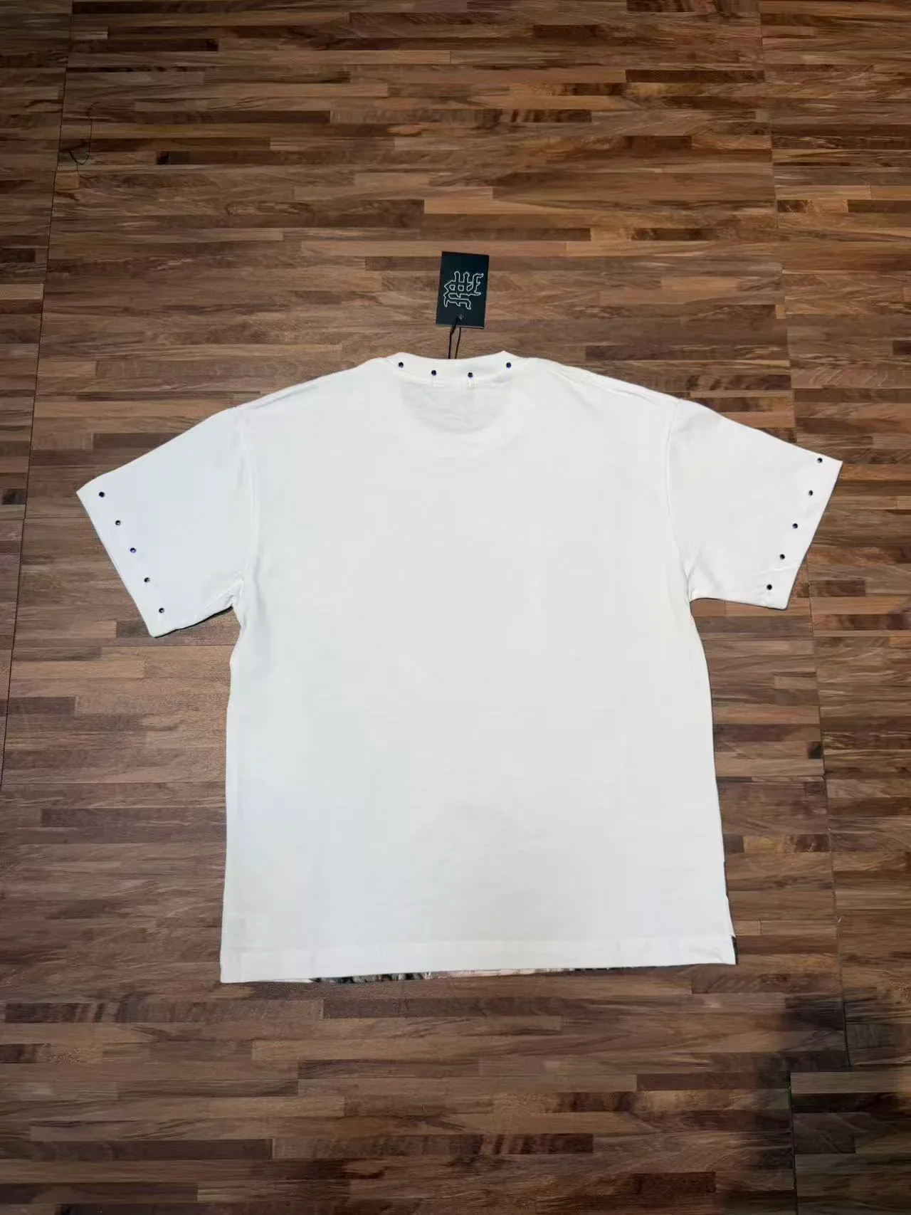 Mixed Emotion Life Emotion Graphic Studded Sleeve T-Shirt 15