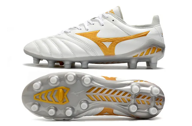 Mizuno काला लाल क्विल्टेड लेदर अपर लो-कट एंगल फर्म-ग्राउंड सोकर जूते 7