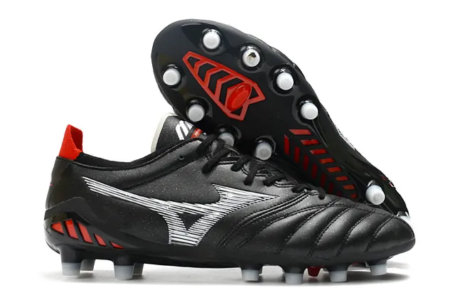 Mizuno काला लाल क्विल्टेड लेदर अपर लो-कट एंगल फर्म-ग्राउंड सोकर जूते 19