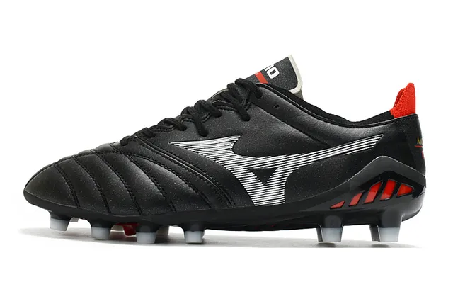 Mizuno काला लाल क्विल्टेड लेदर अपर लो-कट एंगल फर्म-ग्राउंड सोकर जूते 21