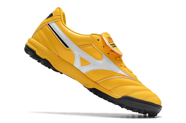Mizuno Morelia Pro लाल सफेद कृत्रिम घास सॉकर जूते 2