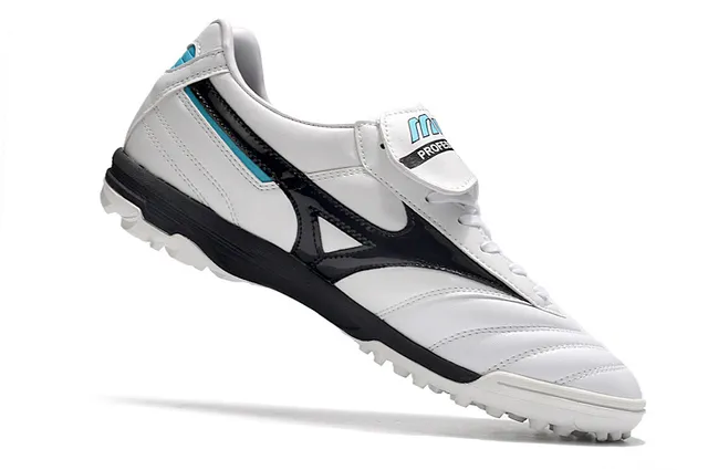 Mizuno Morelia Pro लाल सफेद कृत्रिम घास सॉकर जूते 15
