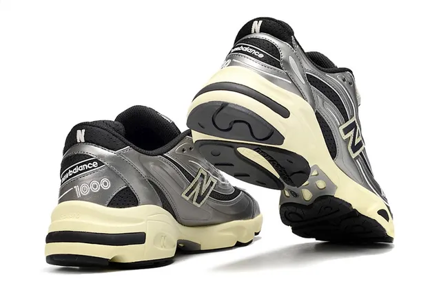 New Balance 1000 Zapatillas Chunky Plata Metálica y Crema 3
