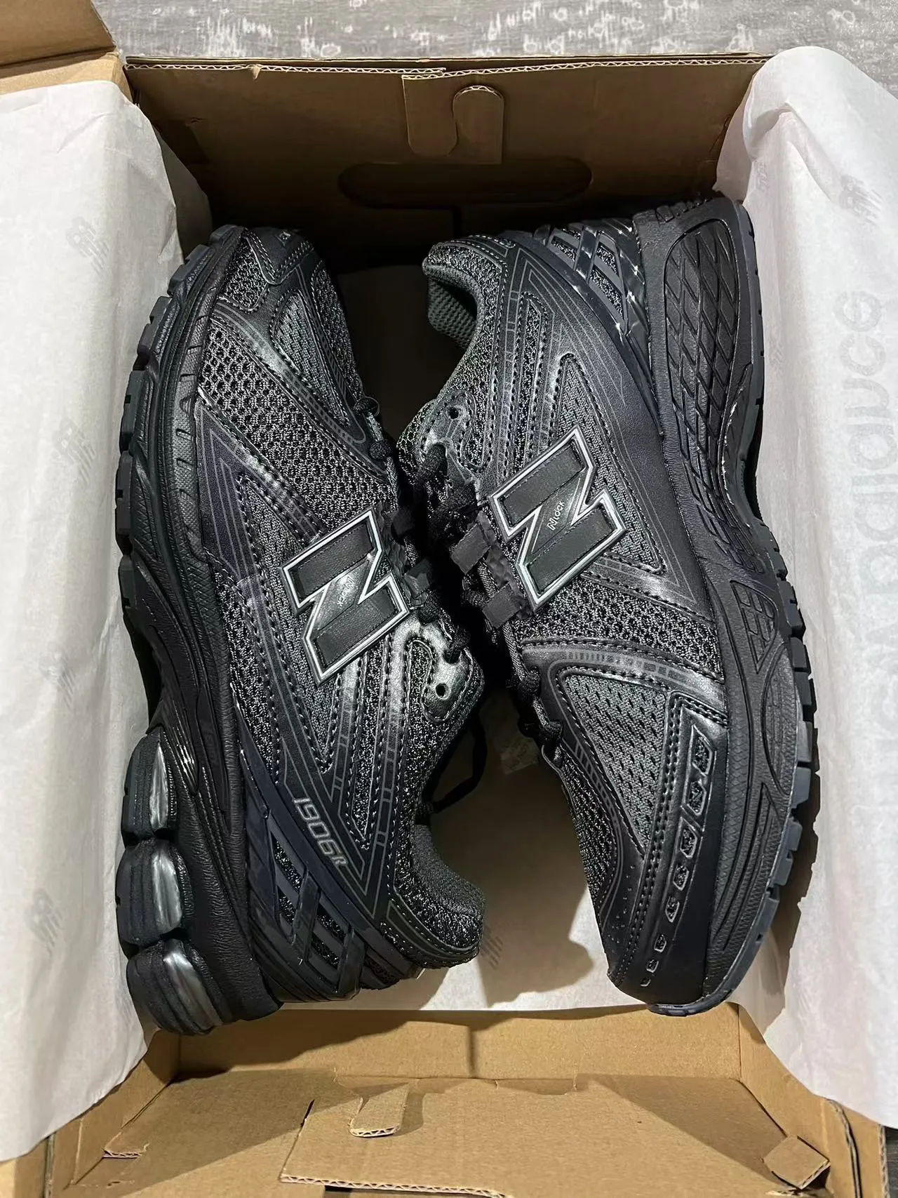 New Balance 1906R Negro Monocromo Zapatos de correr 9