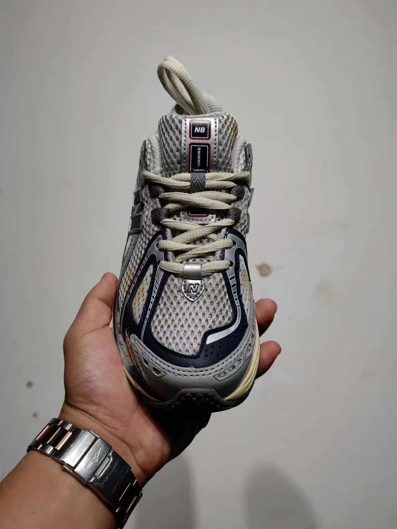 New Balance 1906R 灰色海军蓝奶油跑鞋 5