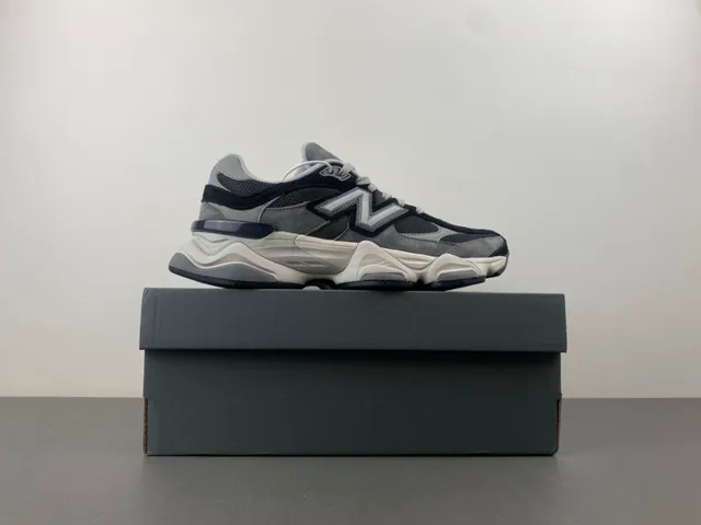 New Balance 9060 灰色黑色厚底运动鞋 15