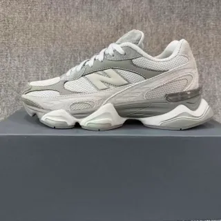 New Balance 9060 Baskets Chunky Gris Clair