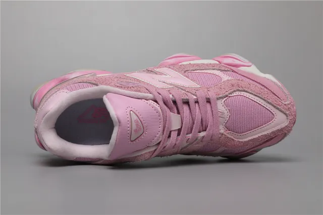 New Balance 9060 गोलापि চক স্নিকার 7