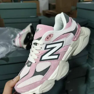 New Balance 9060 গোলাপি সাদা প্ল্যাটফর্ম সোল মাল্টি-ম্যাটেরিয়াল আপার চাঙ্কি স্নিকার