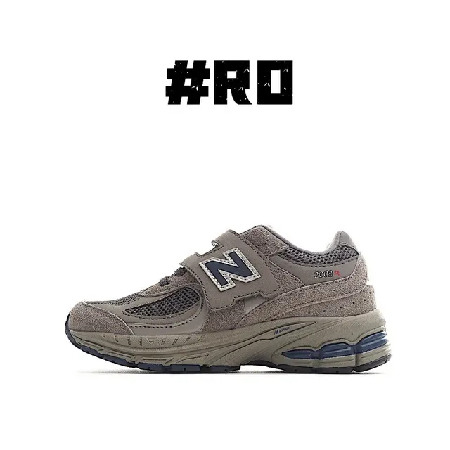 New Balance Bege Branco Chunky Midsole Fecho Velcro Cinta Lifestyle Sneakers 5
