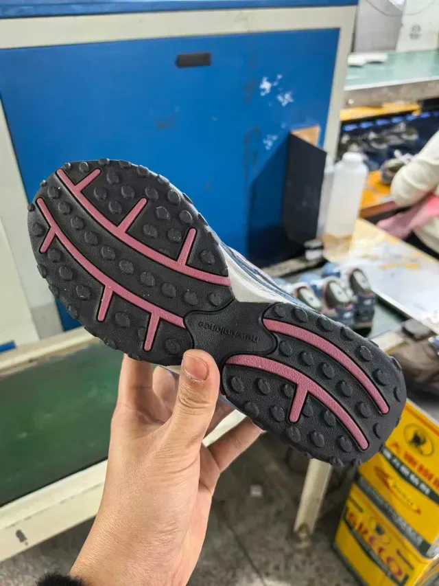 New Balance أزرق بيج طبقة شبكة وأنيوب علوى أغطية اصطناعية منحنية سنيكرز أسلوب حياة 2
