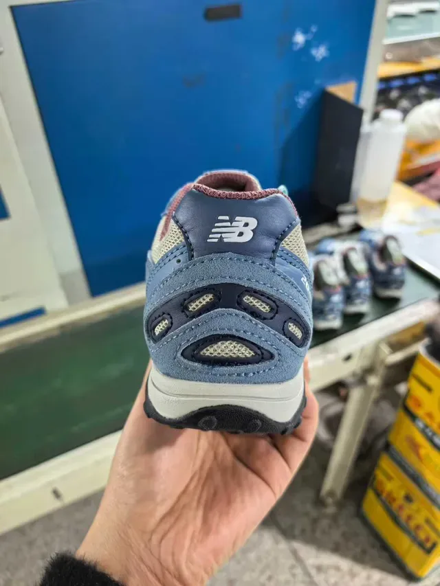 New Balance أزرق بيج طبقة شبكة وأنيوب علوى أغطية اصطناعية منحنية سنيكرز أسلوب حياة 3