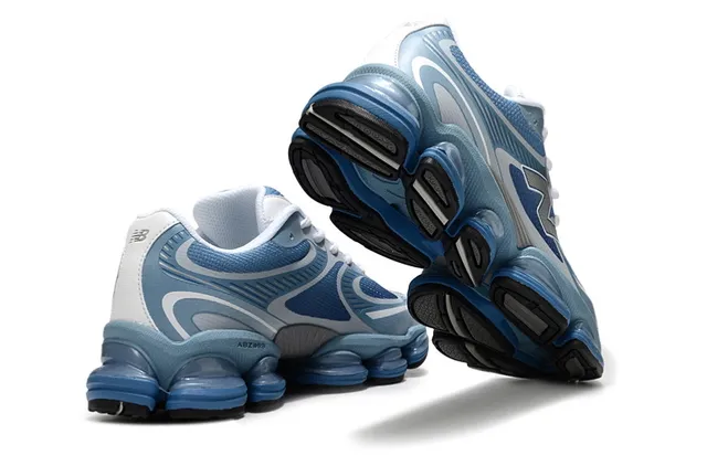 New Balance أزرق وأبيض Segmented Pod Midsole شبكي وطبقة اصطناعية علوية أحذية رياضية لايف ستايل 4