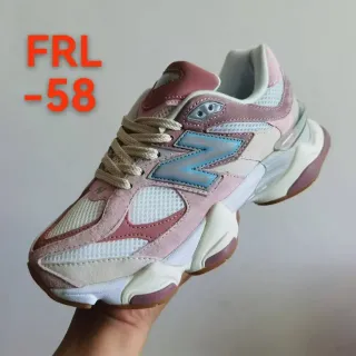 New Balance गुलाबी सफेद Retro Runner मल्टी-मटेरियल अपर चंकी स्नीकर्स