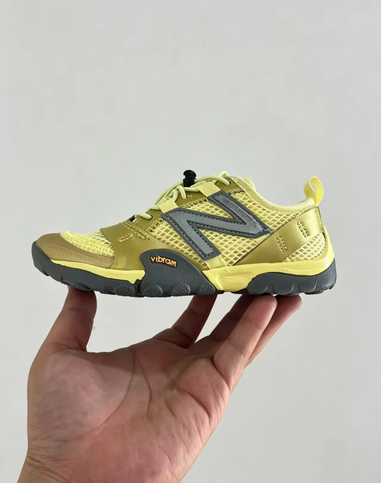 New Balance Silver Gray Mesh Upper Synthetic Overlays Lifestyle Sneakers 3