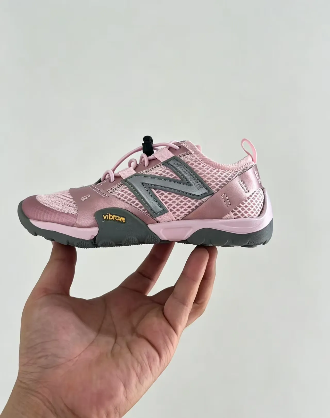 New Balance Silver Gray Mesh Upper Synthetic Overlays Lifestyle Sneakers 5