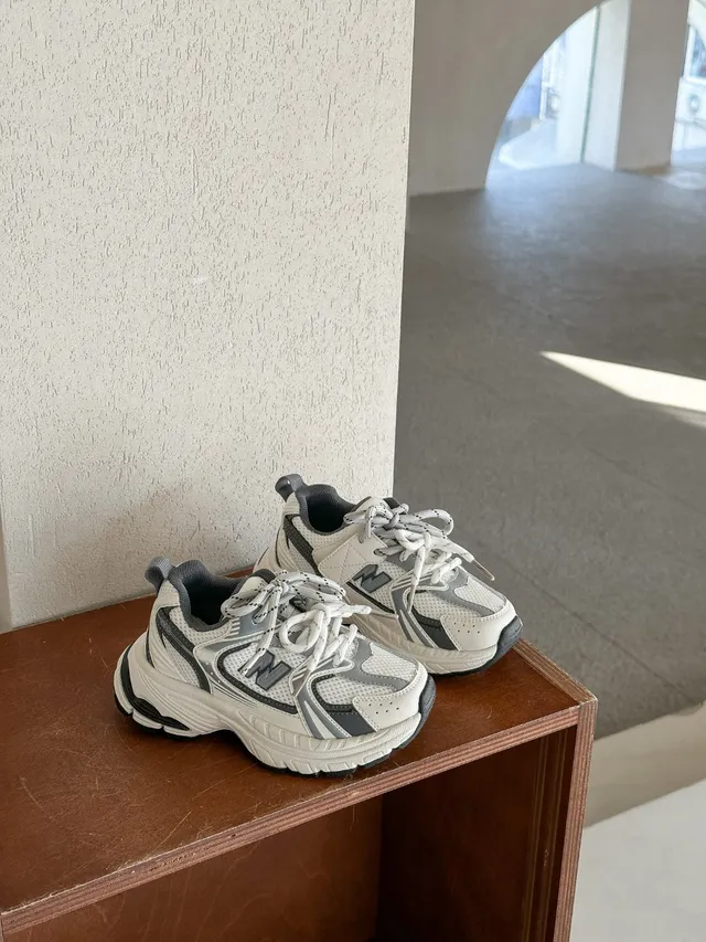 New Balance Semelle Blanche Gris Layered Maille-Synthétique Haut Chunky Sneakers 4