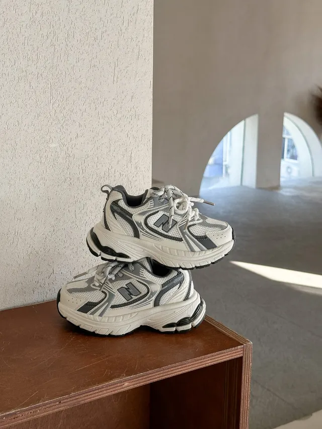 New Balance Semelle Blanche Gris Layered Maille-Synthétique Haut Chunky Sneakers 6