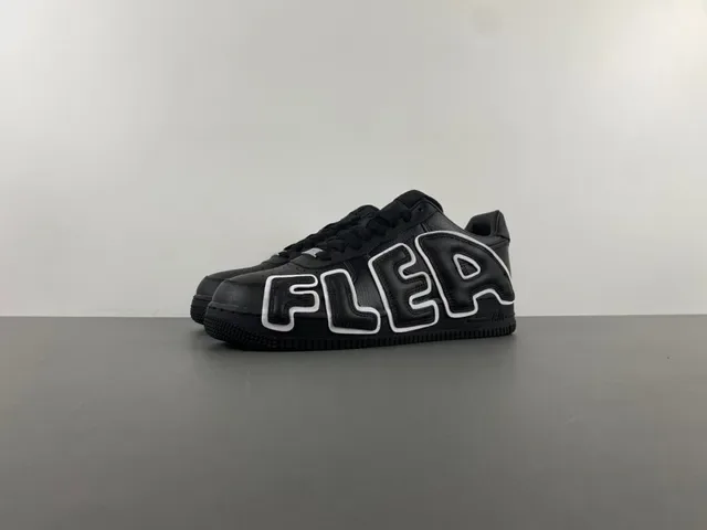 Nike Air Force 1 Black White Leather Upper Oversized Logo Lifestyle Sneakers 10
