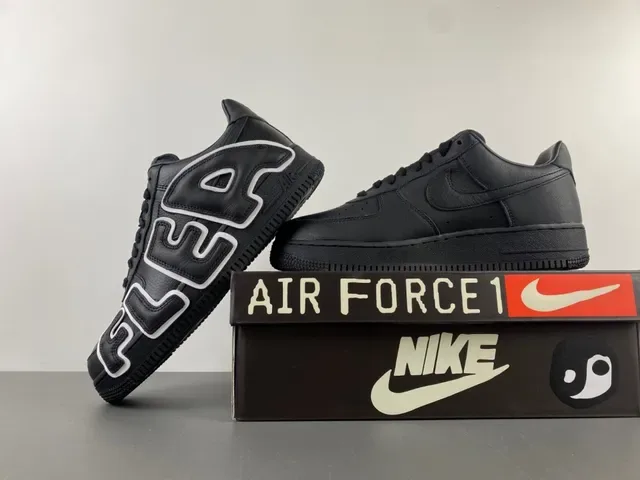 Nike Air Force 1 Black White Leather Upper Oversized Logo Lifestyle Sneakers 14