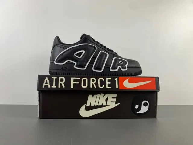 Nike Air Force 1 Black White Leather Upper Oversized Logo Lifestyle Sneakers 15