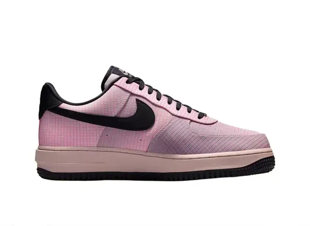 Nike Air Force 1 Zapatillas Lifestyle Rosa Grid Negro con Swoosh 6