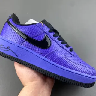 Nike Air Force 1 حذاء أسلوب حياة بنسيج جلد الثعبان بنفسجي