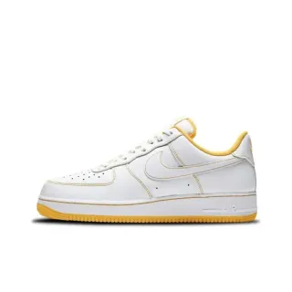 Nike Air Force 1 White and Yellow baskets lifestyle