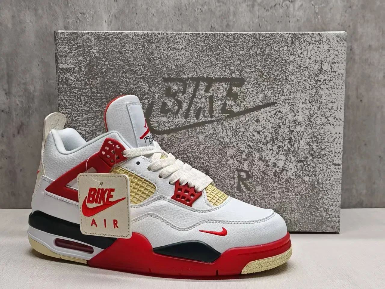 Nike Air Jordan 4 أبيض أحمر بيج حذاء كرة السلة 15