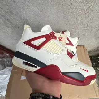 Nike Air Jordan 4 सफेद लाल काला बास्केटबॉल जूते