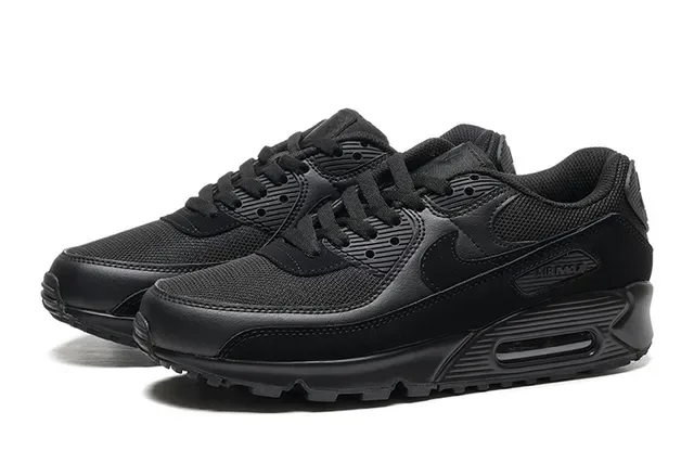 Nike Air Max 90 Black Lifestyle Sneakers 5