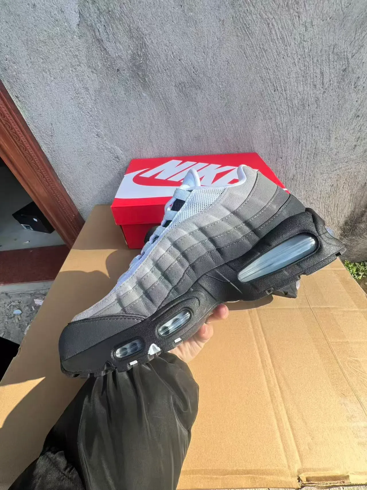 Nike Air Max 95 Gray Black White Lifestyle Sneakers 5