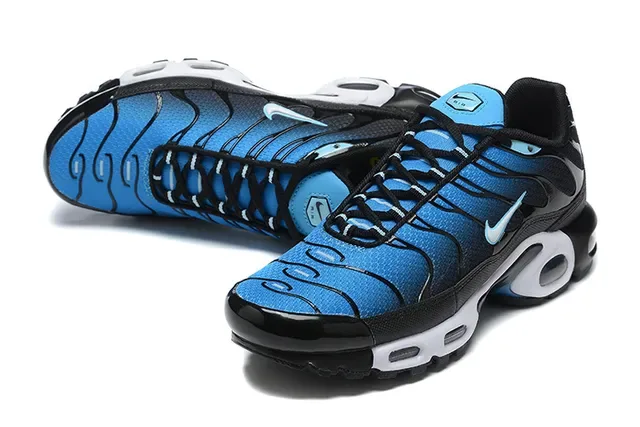 Nike Air Max Plus Light Blue Black White Lifestyle Sneakers 5