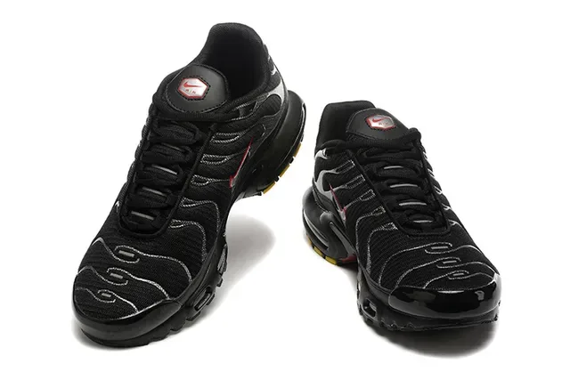 Nike Air Max Plus Teal Gradient Lifestyle Sneakers 7