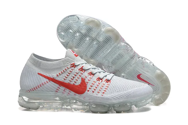 Nike Air VaporMax Flyknit ধূসর এবং লাল দৌড়ের জুতো 6