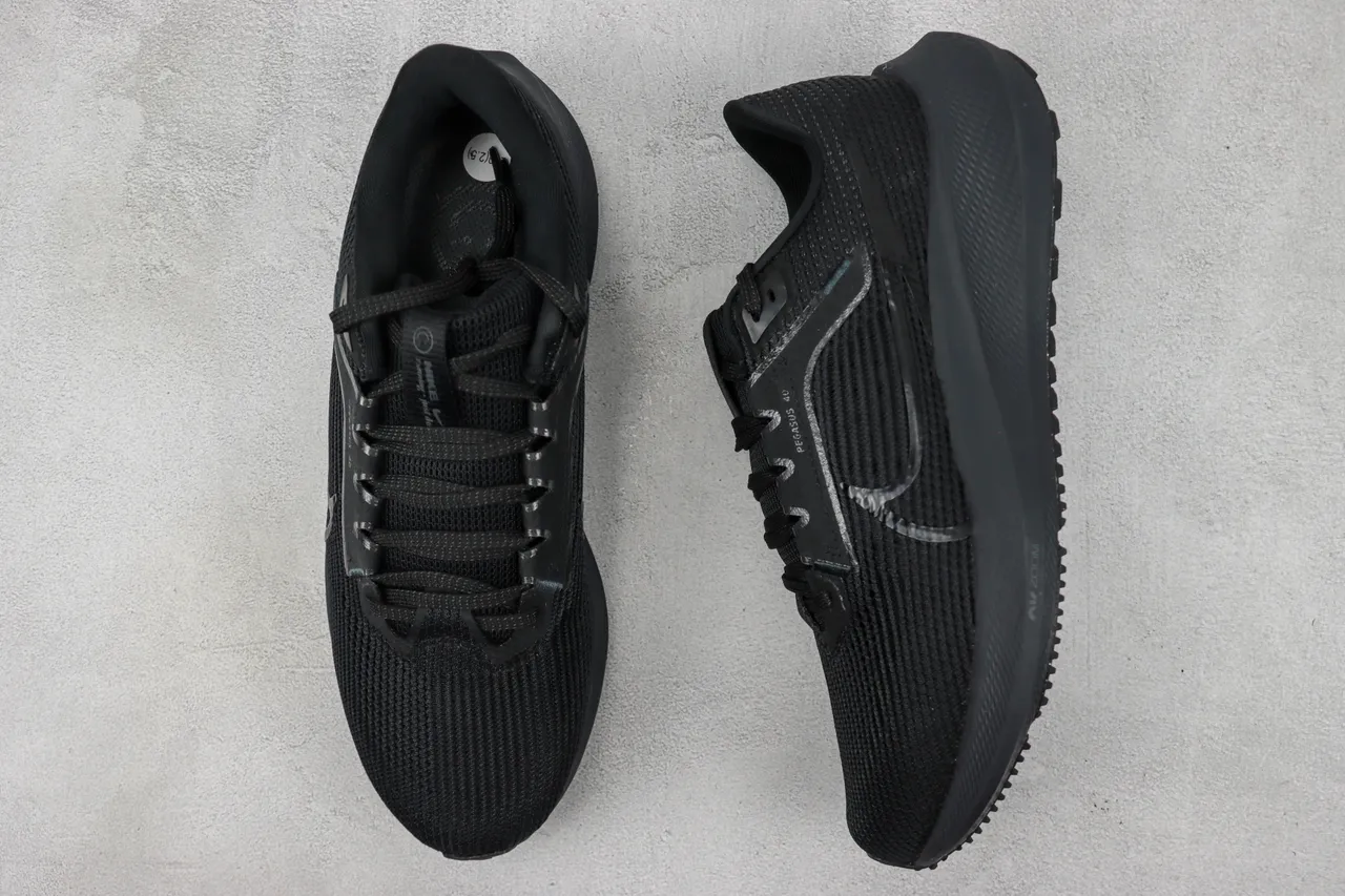 Nike Air Zoom Pegasus 40 Black Running Shoes 3
