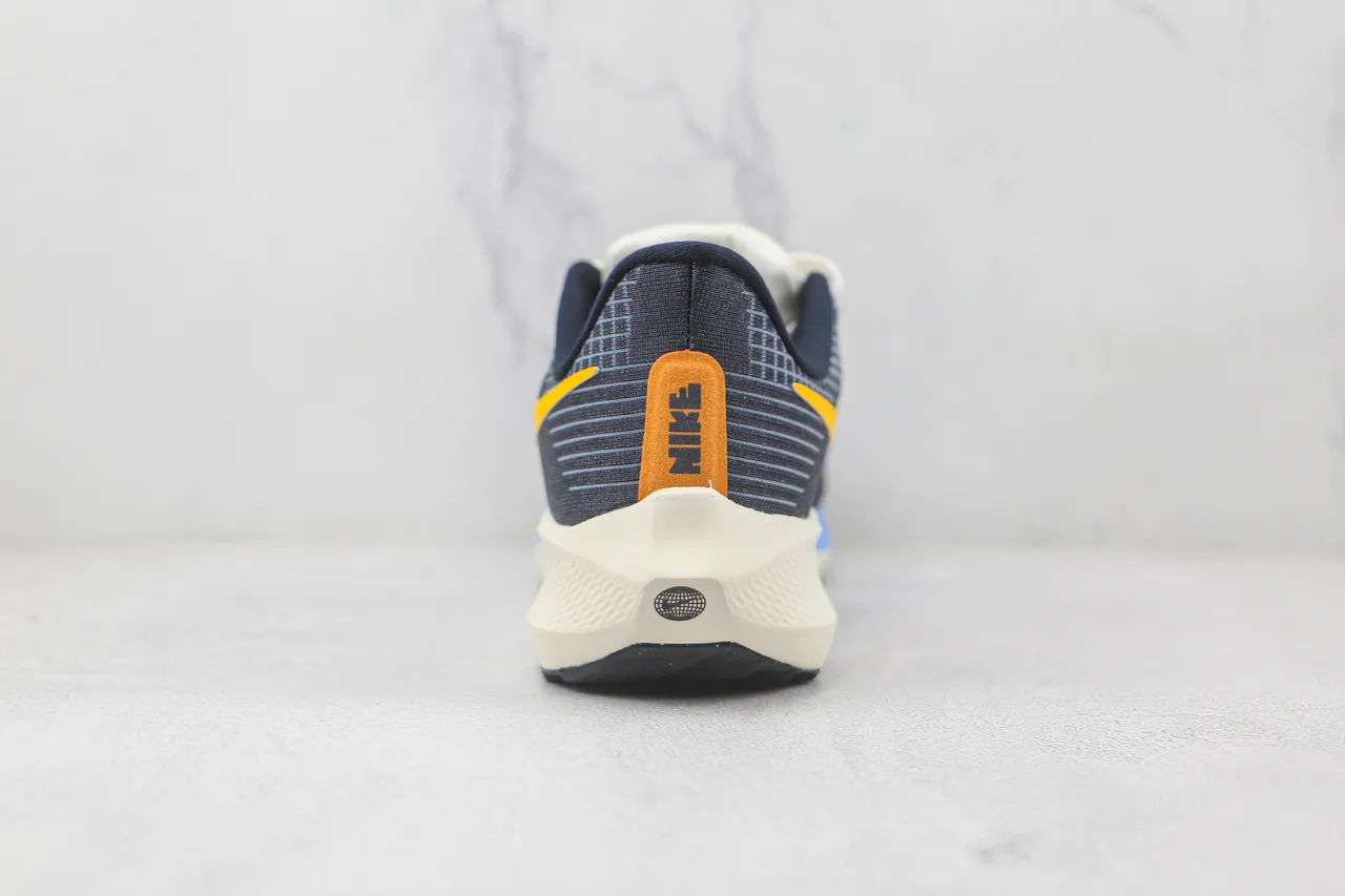 Nike Air Zoom Pegasus Navy Yellow, parte superior em knit engineered, sola de espuma em camadas, tênis de corrida 9