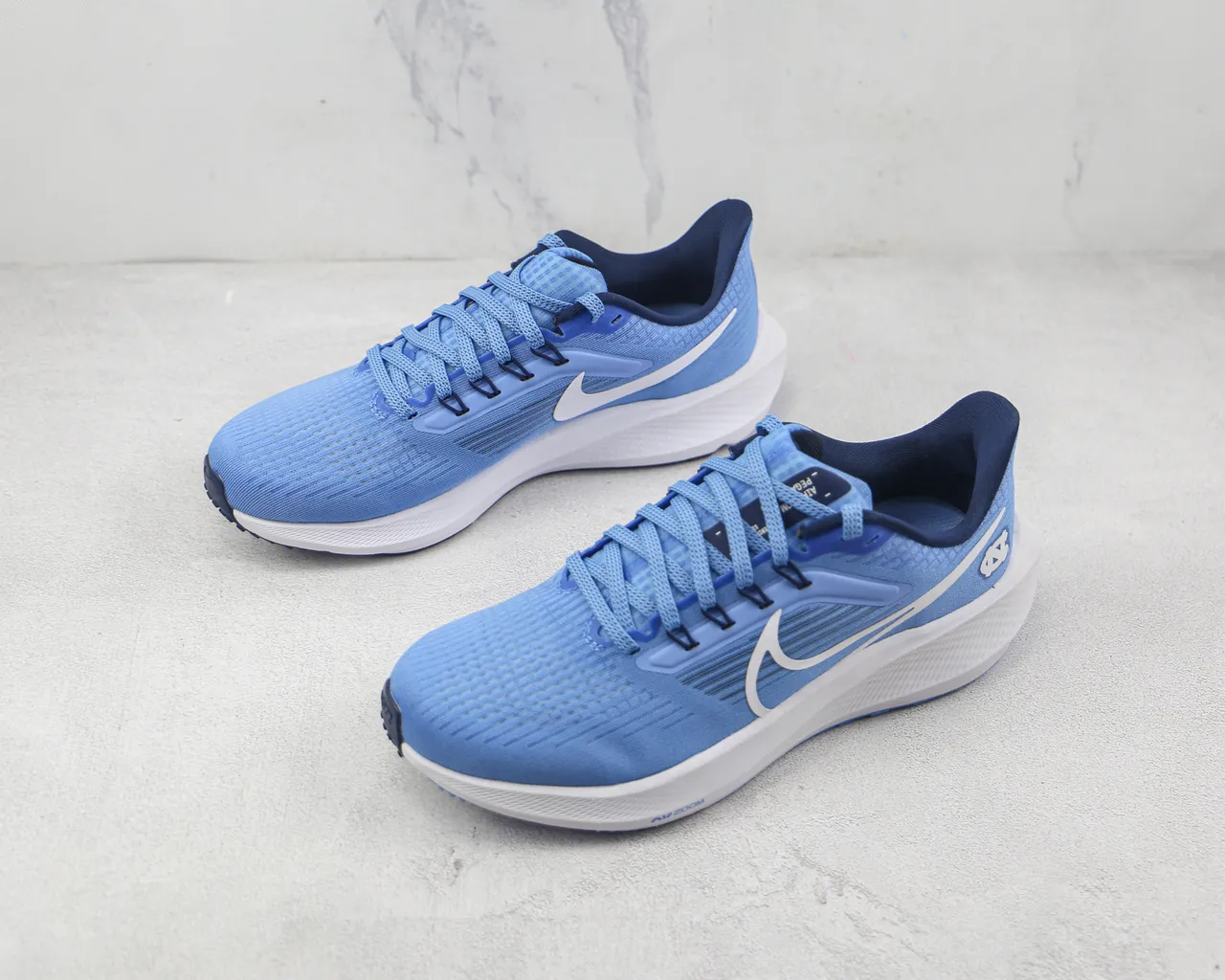 Nike Air Zoom Pegasus North Carolina Tar Heels Running Shoes 4