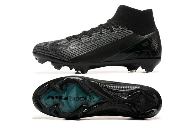 Nike Chaussures de football noir et bleu, col de chaussette à coupe haute, upper en tricot texturé, pour sol ferme 9