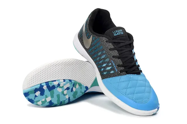 Nike Negro Azul Low-Top Zapatillas con Capuchón Acolchado 4